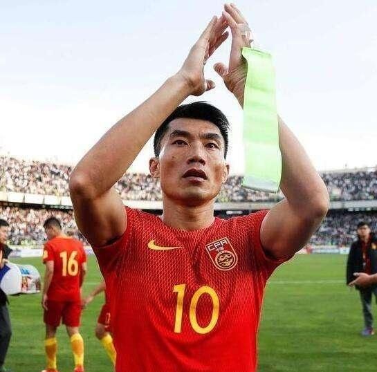 武磊留洋成就进入国足历史前五,进球数追平郑