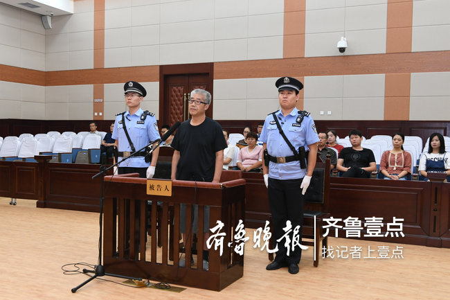 郑州铁路局原副局长李学章受贿案一审宣判