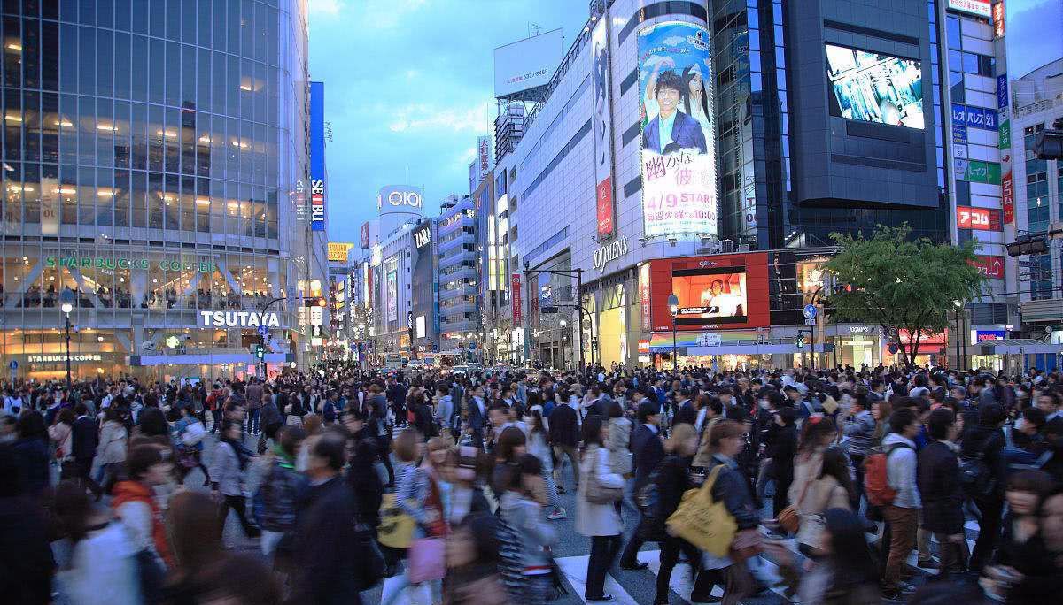 世界上人流量最大的十字路口,每天有250万人穿行,但不在中国