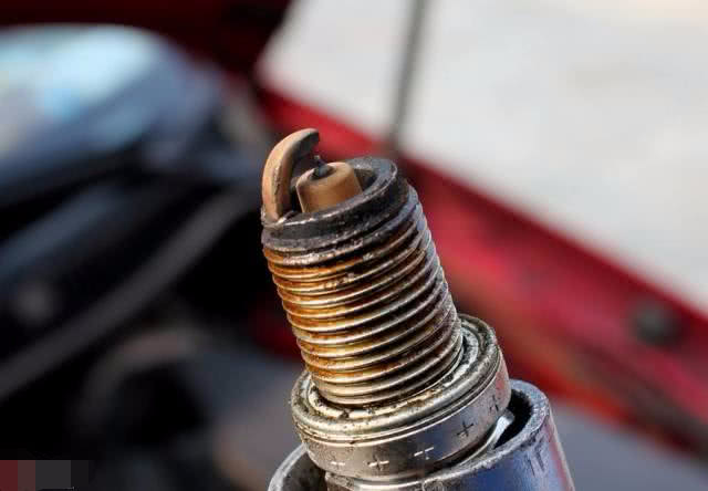 清理积碳用不着再去拉高速，老司机教你一招，积碳全不见