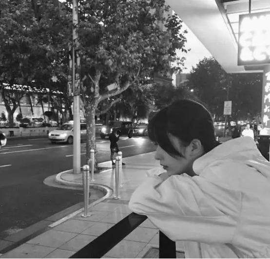 正能量励志句子,你只有竭尽全力之后,才有资格