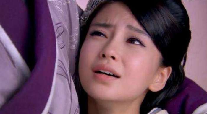 杨颖新剧播出再现瞪眼尴尬演技, 芒果台拒播, 如