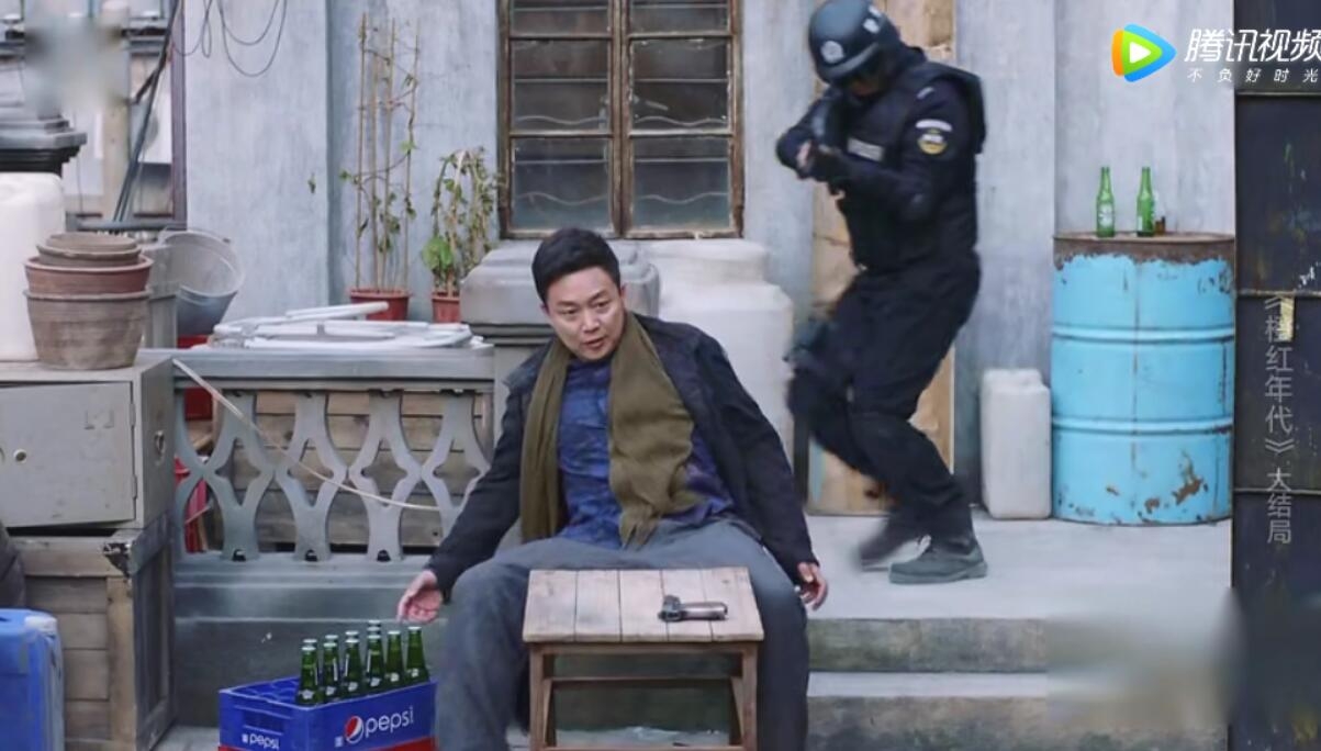 《橙红年代》大结局,除了大反派聂万峰外,他才是最大的毒枭!