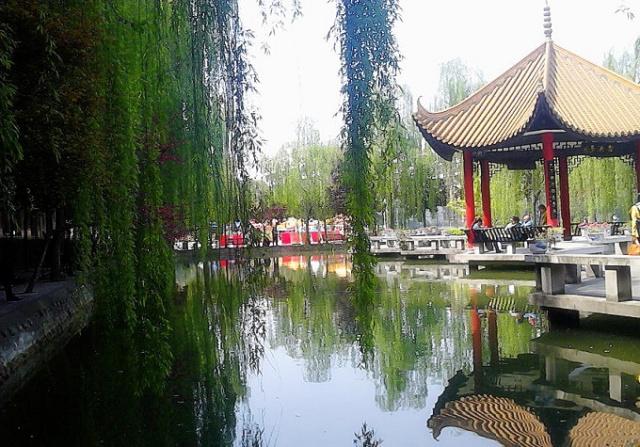 小学必背古诗：村居，清，高鼎