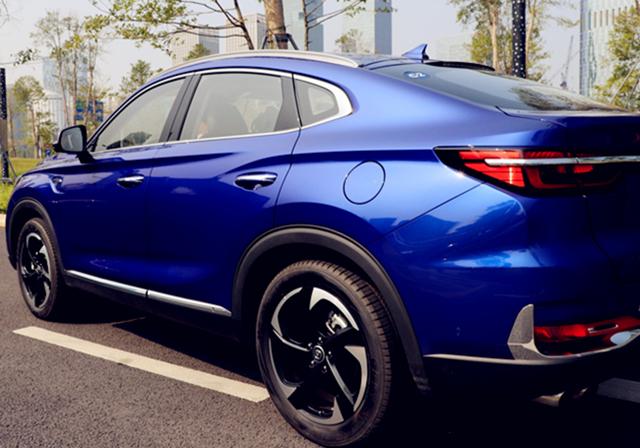 ����CS85 COUPE����2.0T+8AT������14����