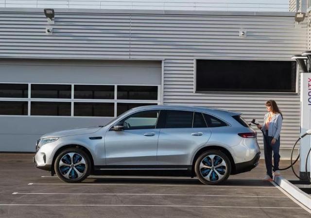 奔驰首款电动SUV 续航将达450km
