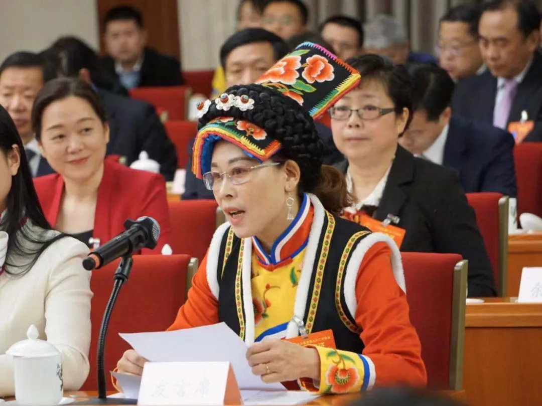 耙耳朵人口_幸福耙耳朵(3)