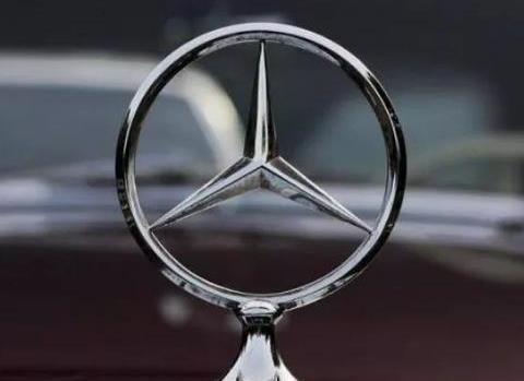 奔驰没出店漏油直接换一台不就行了，为什么最后的解决会这么复杂