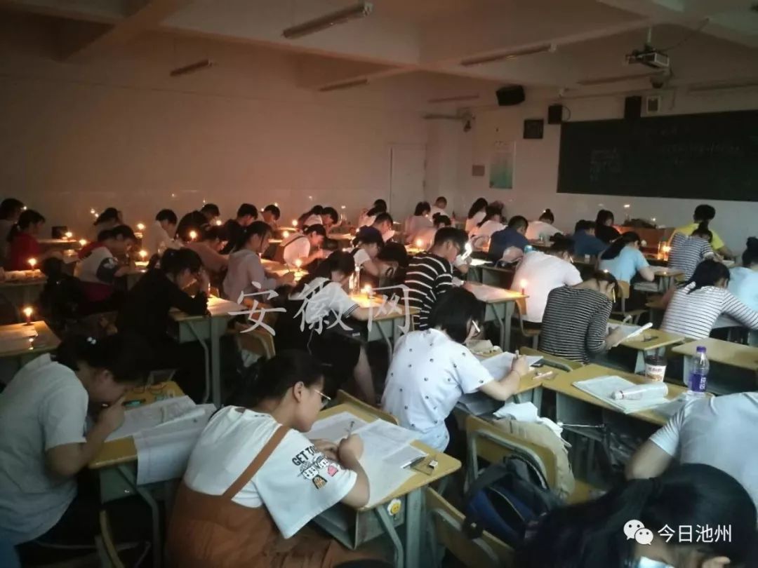 距高考不到20天!高三生 挑灯夜读 备战冲刺|高