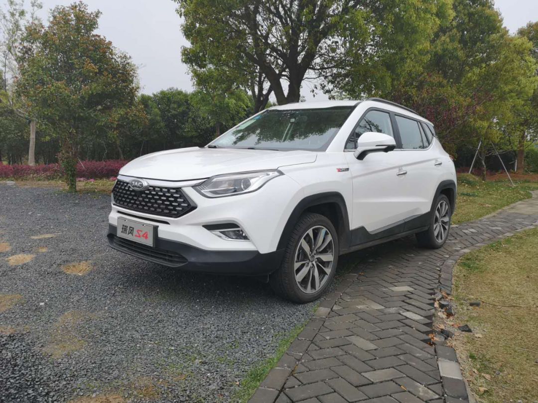 8万块就能买到1.5T+CVT?试驾江淮瑞风S4