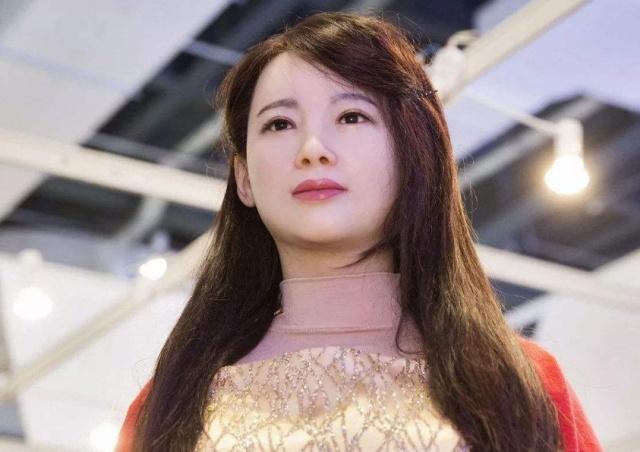 最先进的性用女机器人图片