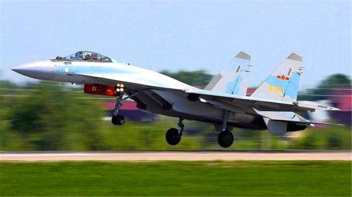 事情果然不简单! 24架苏35无法挂载中国武器,