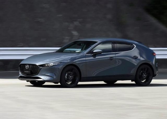 全新马3官图来了，颜值达到巅峰，内饰终于换新，还用超牛发动机