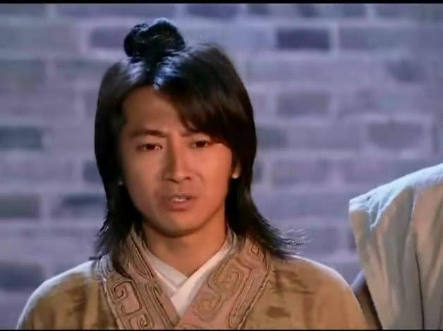 孙耀威重新出道了? 在虎牙直播狂吸粉, 靓丽老