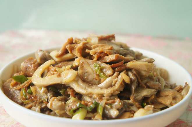肉片炒平菇做法的牛排无黄油图片