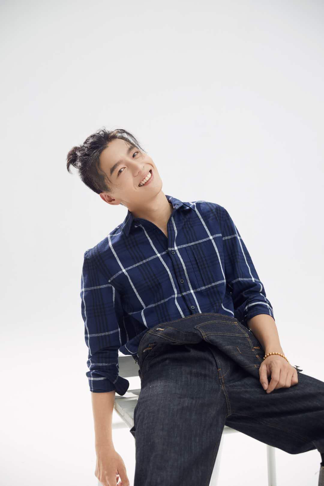 刘天宝写真大片 初恋风撩妹