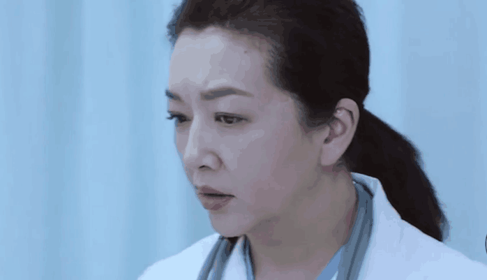 医疗题材剧《急诊科医生》收视飚红, 实力派演员再次穿起白大褂!