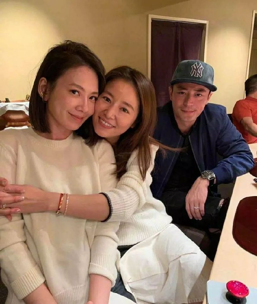 杨紫背后有资本?林心如霍建华感情?程潇买营