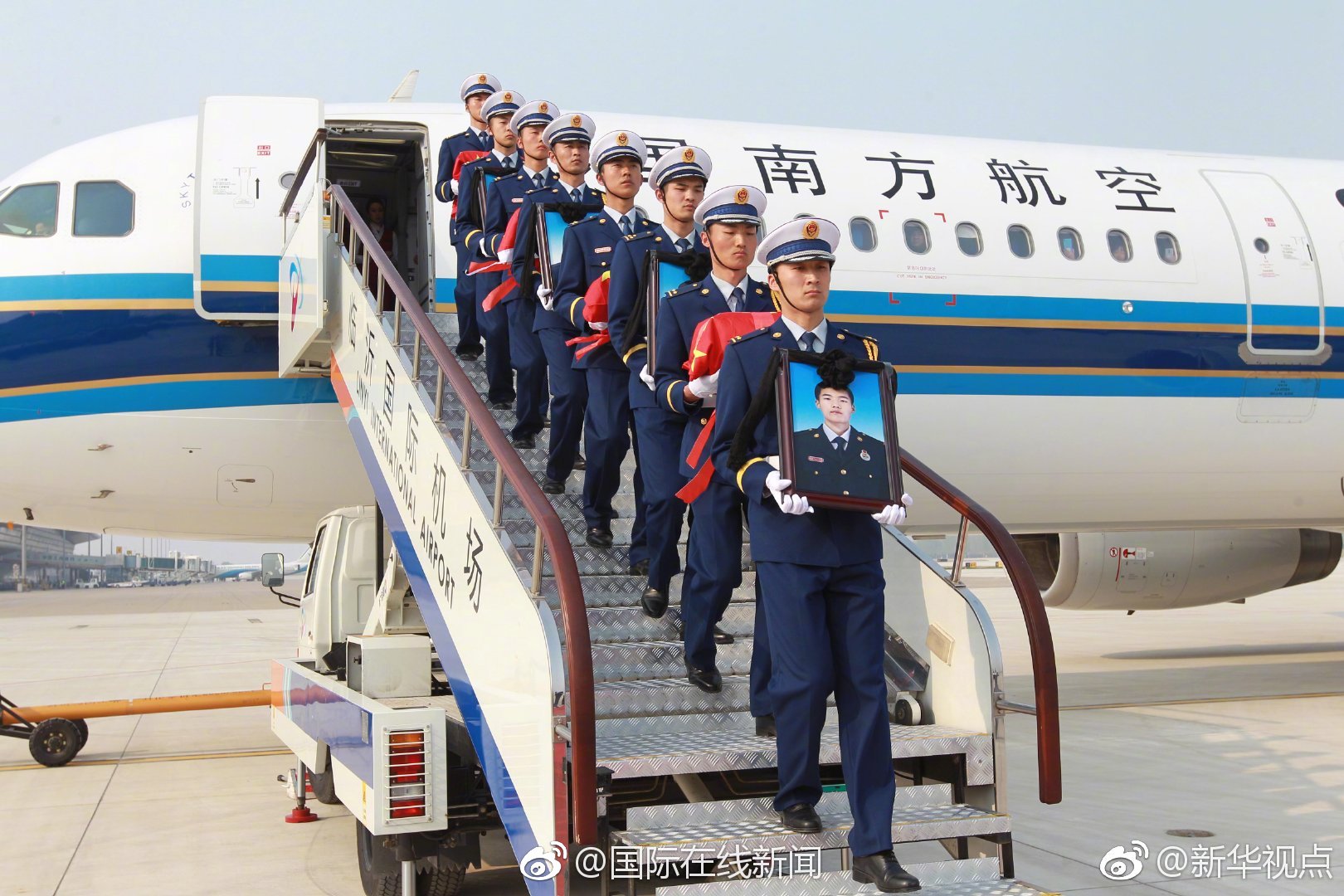 大连一方4球大胜天津天海挺进足协杯四强