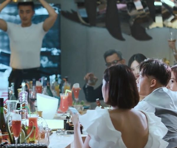 大人物:罗倩替赵泰喝酒,不料没人心疼,原因因她太作 大人物:罗倩替赵泰喝酒,不料没人心疼,原因因她太作