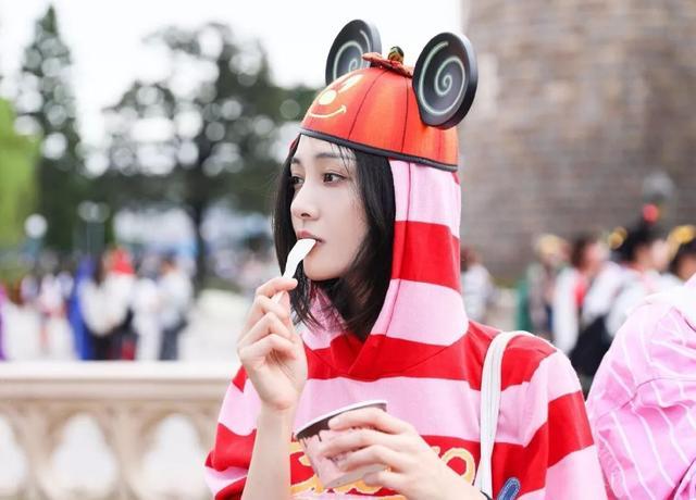 郑爽《青春斗》接档姚晨《都挺好》,口碑王者