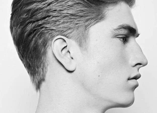 男生身上这4个特征,才是高颜值帅哥!特别第3