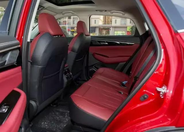 ��ֵ�߿ռ����ǿ������CS85 COUPE 2.0T�ǰ�ֵ������