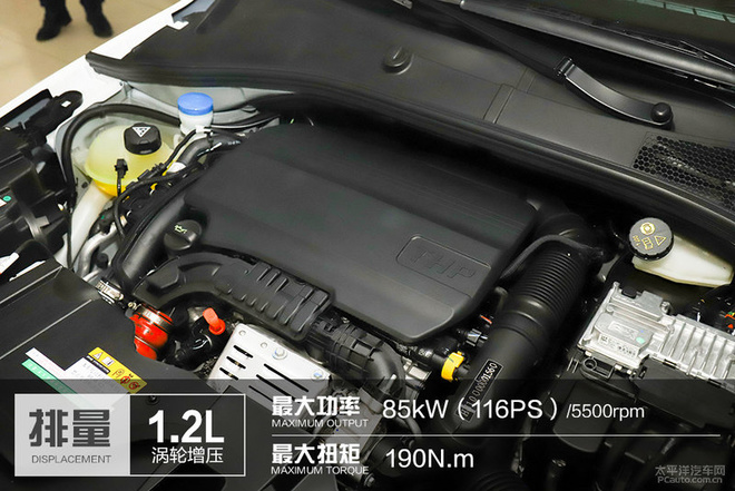 潮流小型SUV,新款雪铁龙C3-XR到店实拍,外观配置均有提升!