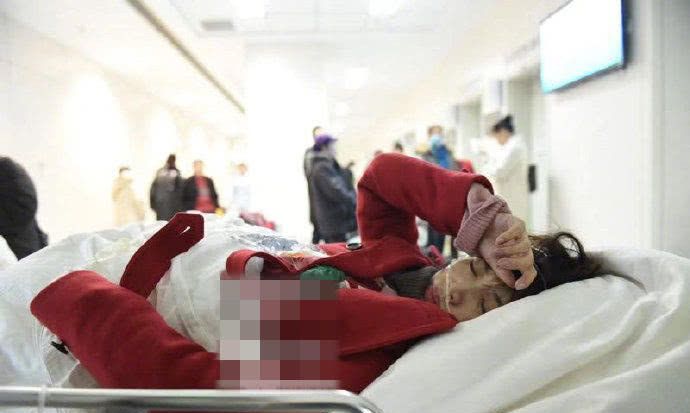 马蓉被打是自导自演?现场图流出网友质疑是摆拍