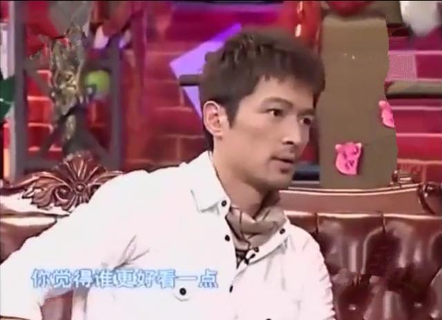 胡歌当众说金莎坏话,却没想到金莎就在他身后