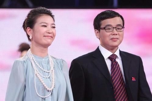 非诚勿扰23岁无臂女孩相亲，小伙坚持牵手，如今现状让人唏嘘！