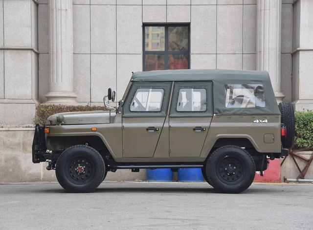 最便宜的4×4越野车,起步仅8万标配四驱,造型50年未大变