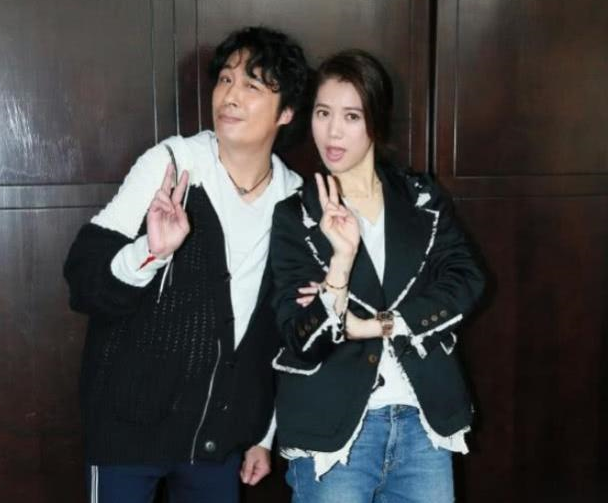 《家和万事惊》之袁咏仪遇上吴镇宇,各种搞怪