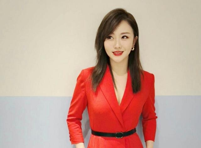 潘长江女儿潘阳照片曝光,网友直呼漂亮得快认不出了!