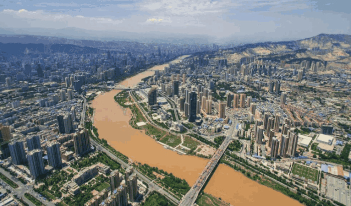 中国西部地区正规划一条高铁, 贯穿4省经过10