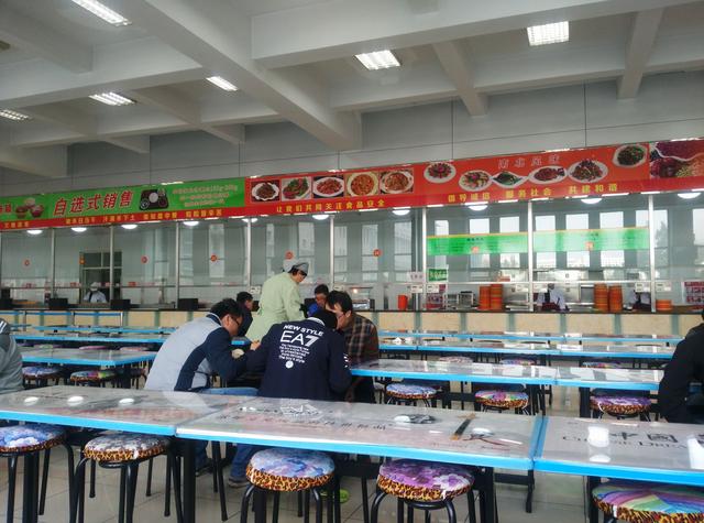 都说别人学校食堂好吃,来看看我们内蒙古工业大学餐厅