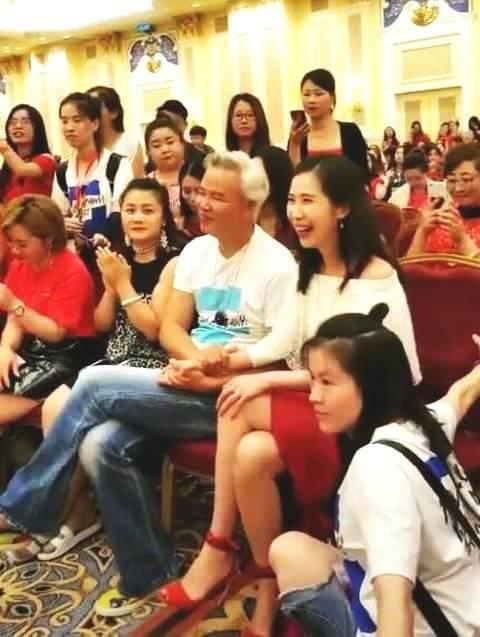 同样凭《一帘幽梦》走红, 张嘉倪活成童话, 林瑞阳生活洒满狗血!