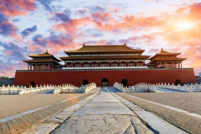 八国联军和日军两次打进北平,为什么没火烧故