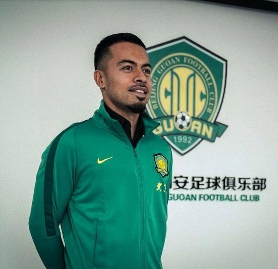 国足如大面积归化球员是否打肿脸充胖子,对实