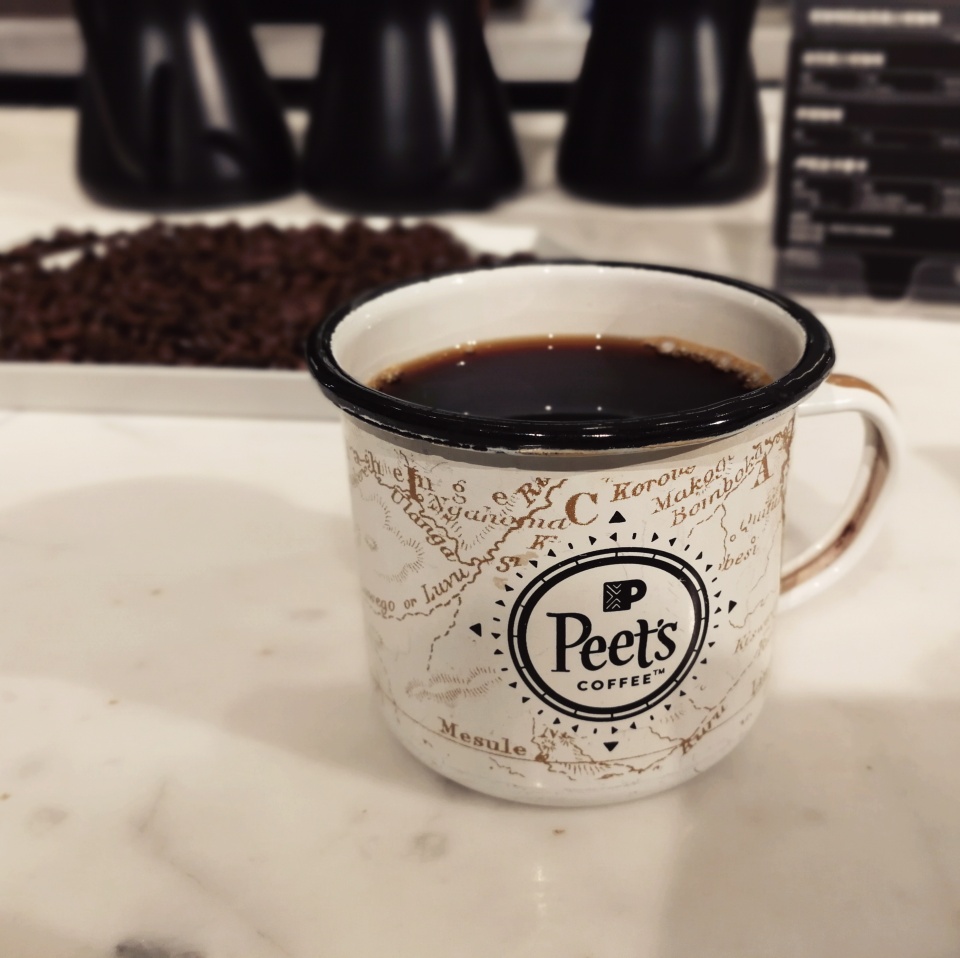 【图片拍摄于上海peet"s coffee】