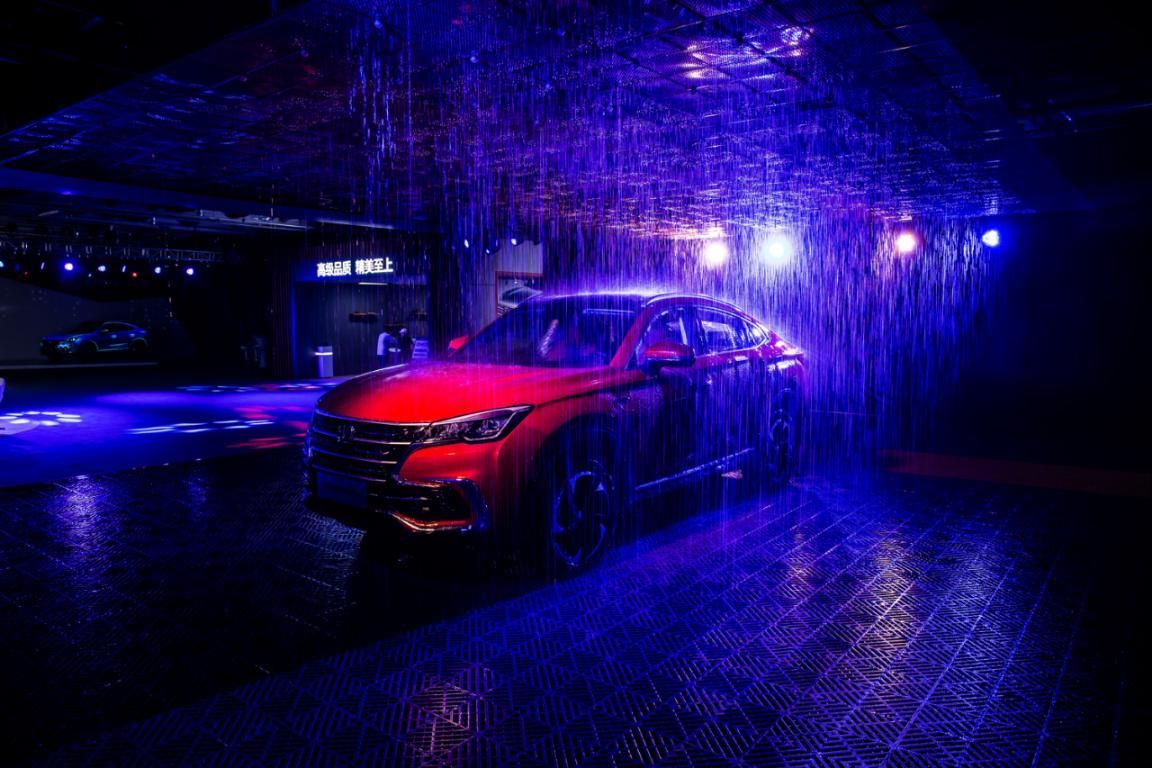 ���й��˶������ĸ߼�SUV������CS85 COUPE�ۼ�13.69����