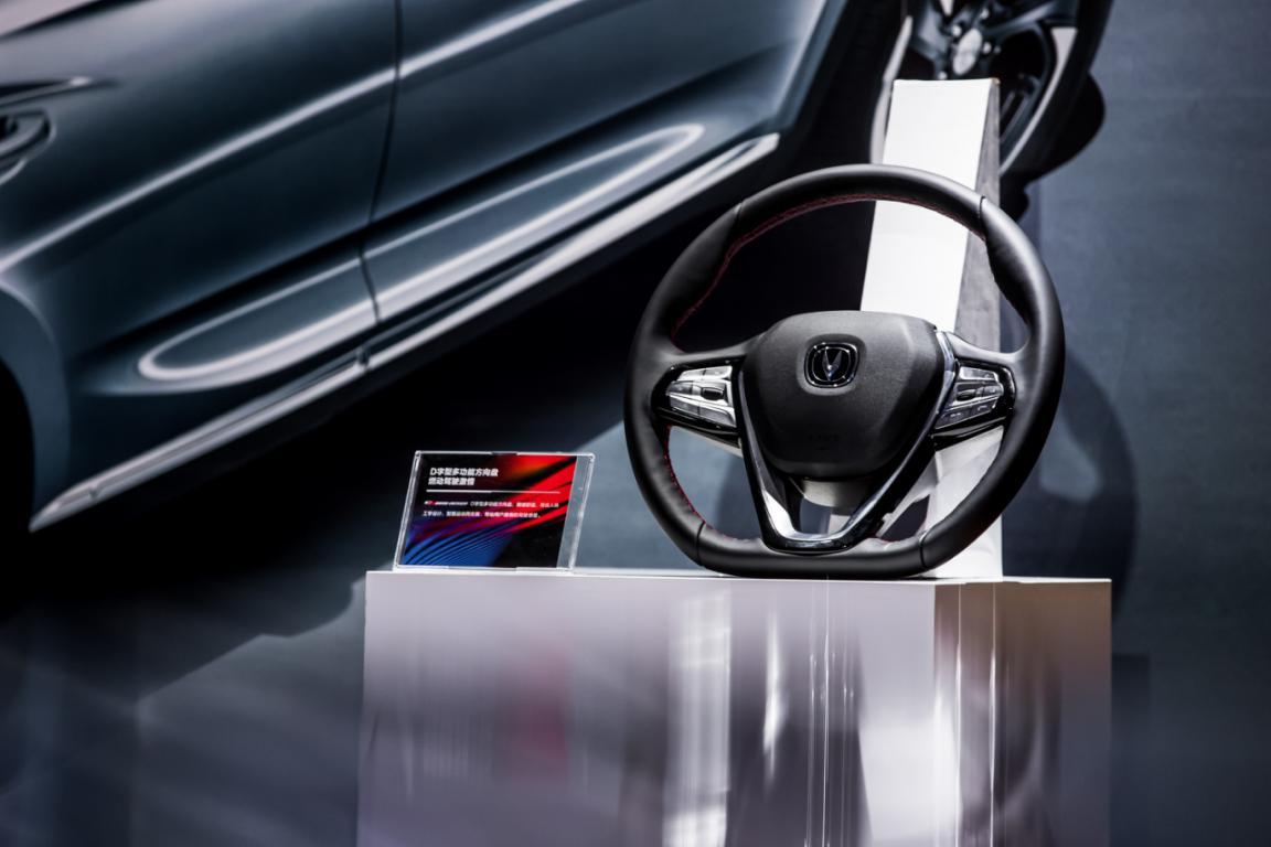 ���й��˶������ĸ߼�SUV������CS85 COUPE�ۼ�13.69����