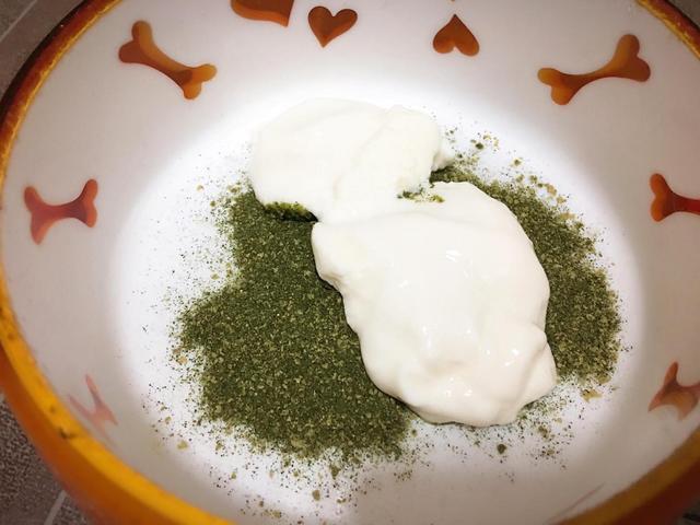 海藻粉怎样喂，狗狗吃海藻粉有什么好处