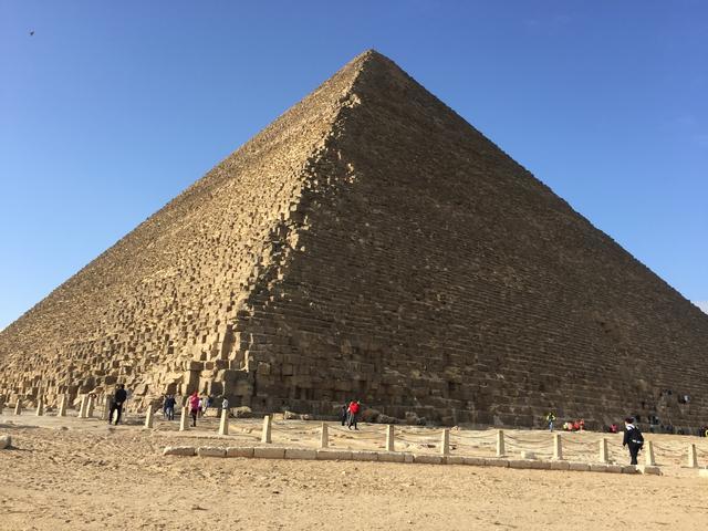 中国游客金字塔旅游被诱