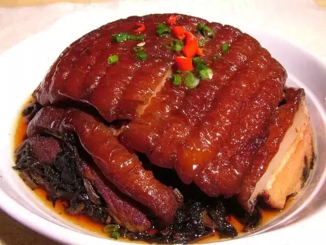 美食推荐:梅菜扣肉,地三鲜,酸菜炒猪大肠的做法