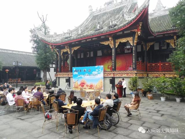 绵竹剑南老街集年画茶酒和川剧文化于一体,可惜运作不当人气欠佳