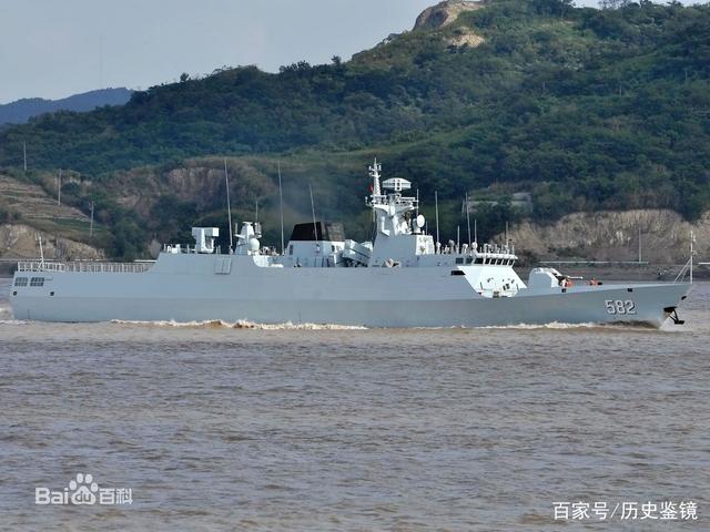 056型导弹护卫舰的首舰--蚌埠舰