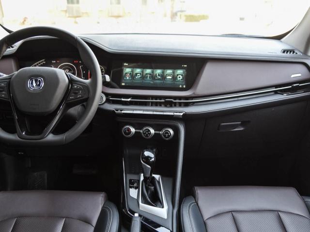 ��н2000ѡ��������ٹ����ͺ�6.3L���ؼ��ڱ�̫��û����