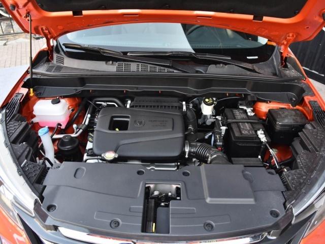 ��н2000ѡ��������ٹ����ͺ�6.3L���ؼ��ڱ�̫��û����