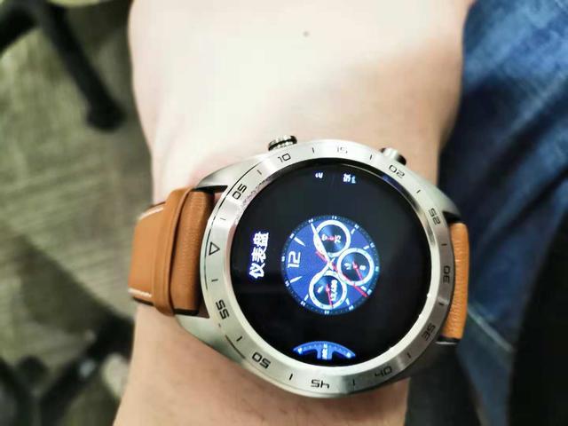 荣耀首款手表:除了不能用来打王者荣耀和吃鸡